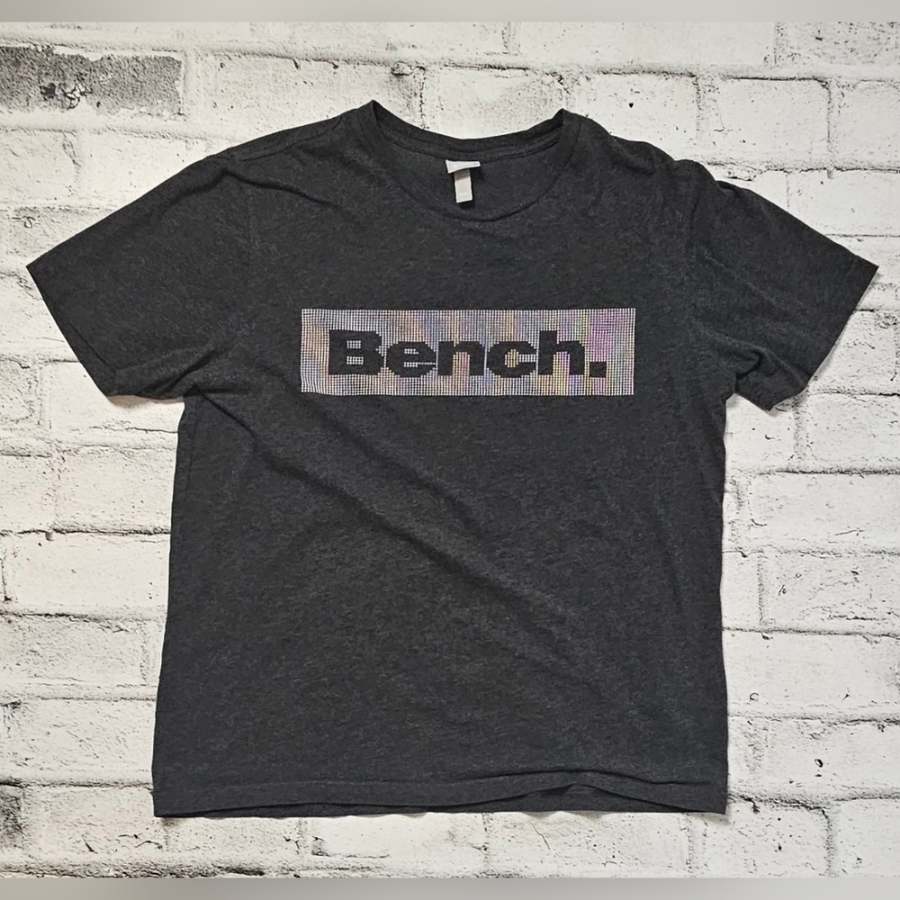 Bench Charcoal Grey Logo T-Shirt Men’s Medium Short Sleeve Graphic Tee